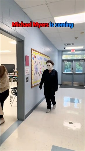 Myers is coming#funny#scared#michaelmyers#halloween