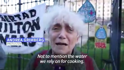 🇦🇷 Argentina’s Congress passed a bill backed by President Javier Milei allowing mining in environmentally sensitive glacier and permafrost areas of the Andes, weakening a 2010 glacier protection law. Supporters say it provides legal certainty for copper and lithium extraction, while environmentalists warn it threatens water sources for 70% of Argentinians.🎥 Video by AFP