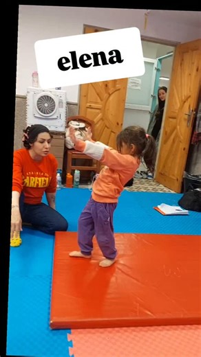 ‎مریم حسامی مربی رسمی فدراسیون ژیمناستیک iran تهران شهرری‎ on Instagram‎: "اولین قوس عقب النا کوچولو 😍 ایول النا کوچولو ❤️🔥💯💪 ##ژیمناستیک #مربی_ژیمناستیک #قوس_عقب #بچه_پایین #شهرری"‎