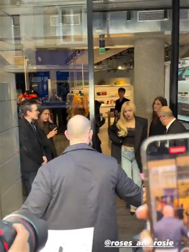 ROSÉ Shines at Paris Fashion Week with Saint Laurent