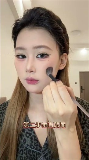 Learn contouring from celebrities #Contouring#Novice makeup#Beauty products#Contouring