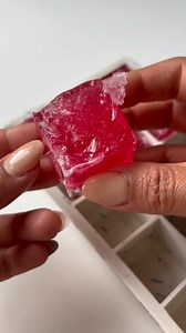 You’ll love these! ❤️ Jelly Ice cubes! 🧊 Omg you need to try these! I was so curious to see what will happen if I freeze jelly and the result was a dream! Perfect for mocktails for little kids and a yummy addition to water! Take a pot of jelly and fill up an ice cube tray with it. One big pot does 6 cubes. Now freeze for 5 hours or more. Pop out and enjoy! The texture is wild!!! The crunch and jelly omg! #kidsfood #mummybloggeruk #londonfoodie #viral #funfood #explorepage #mumhack #kidsfood #ki