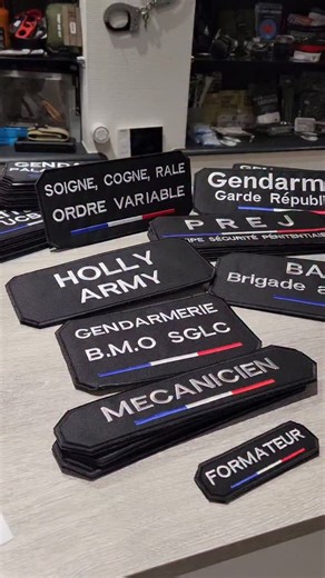 Thin Blue Line France 🇫🇷 on Instagram: "🤩 PERSONNALISATION 🤩 Clairement, ce sont vos articles préférés du site internet! 🤩 ➡️ Les bandes dorsales, les bandes patro, les EOR et les 5 par 5 sont vos chouchous et directement personnalisable par vous même via thinbluelinefrance.com ! 💻 Vous cliquez ici: https://www.thinbluelinefrance.com/?s=Personnalisé&post_type=product&type_aws=true 🫟 Vous personnalisez, vous commandez, on envoie en production, on les reçoit sous 1 mois, on check et on vous