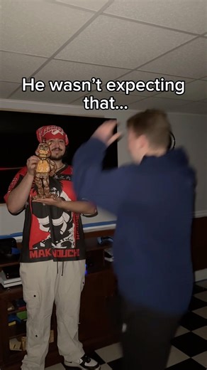 Candy Freddy Jump Scare FNAF ‪@thezookboys‬