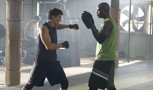 DVD-Review zu «Never Back Down» (2008) ‒ Tracht Mixed-Prügel gefällig?