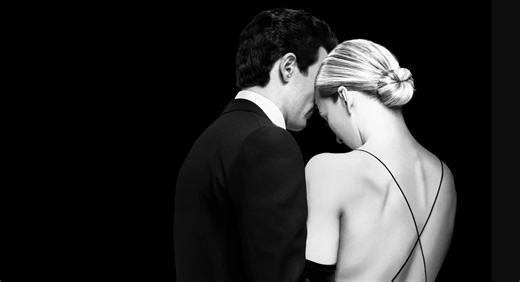 FX’s ‘Love Story’ limited series about John F. Kennedy Jr. & Carolyn Bessette debuts Thursday, how to watch