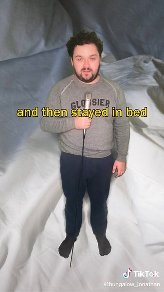 Hilarious Karaoke Parody of Britney Spears's 'Oops!... I Did It Again'