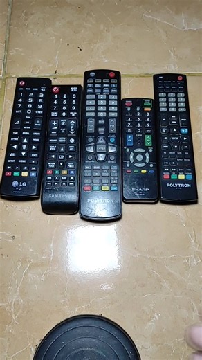 Basun Jaya on Instagram: "remot bekas buat pajangan"