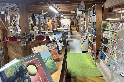 With More Than 200,000 Titles, Big Chicken Barn Books is a Must For Maine Booklovers