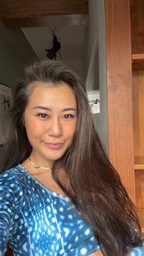 Esther | Ocean • Adventure & Travel on Instagram: "Completely forgot what a struggle it is to get into a full wetsuit. Been so long and also spoilt with diving in warm water. Basically had a full-on wrestle with it today. 😅 But hey, try not to be me and instead do the plastic bag trick – total lifesaver. Put the plastic bags on your feet and hand and you will slide on that wesuit kuch easier. And you might want to go for a size up with that wetsuit. Trust me.. Don’t Less water sloshing around i