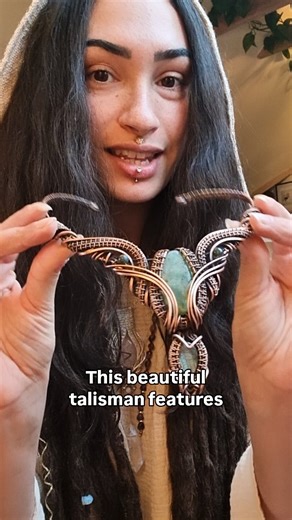𝕲𝖎𝖌𝖎 𝕸𝖞𝖗𝖆 𝕯𝖎𝖆𝖓𝖆 on Instagram: "I don't usually post talking videos so here's a little collection introduction for you all 💚 The collection is live in the website, tap the link in my bio to browse 💜 Do let me know if you enjoy this form of content from me✨️ #wireweaving #wirewrap #wirewrappedjewelry #spiritualjewelry #spiritualartist"