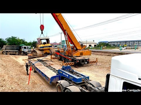 NEW COMBINE Expert Operating Of Lift Dozer Errors When Loading onto Trailers & Truck 24T Overturned