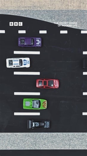 208K views · 1.7K reactions | Mind. Blown. 勞 #TheSecretGeniusOfModernLife #HannahFry #ModernTechnology #STEM #Demo #WomenInEngineering #Motorway #Science #Speed #Management Hannah Fry explains the science behind how slowing down traffic, can actually get you to your destination quicker, avoiding stand-still traffic. | BBC | Facebook