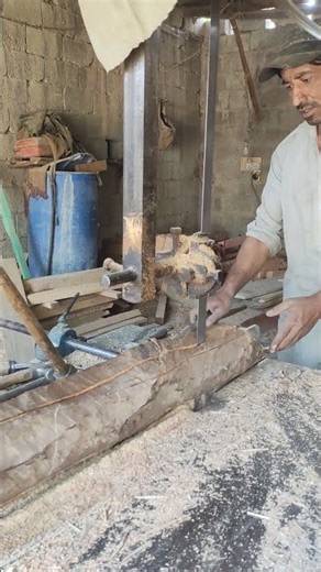 Transformación😱🪚de madera maciza en muebles con cortes limpios y gran precisión #Carpintería#Madera🪚