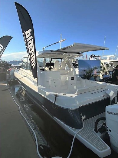 Intrepid Evolution 50 Yacht Tour – YachtBuying101.com