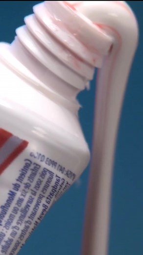 copy and PASTE to share this hack 😉 🦷 #satisfying #beautyhacks #lifehack