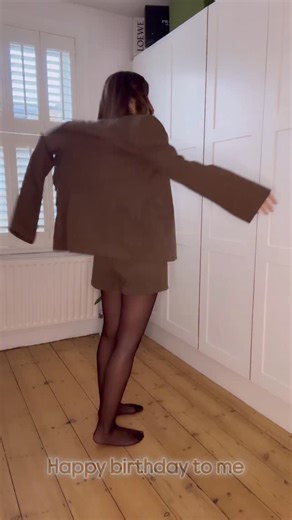 Another year older 🎈thank you god for my health ✨ #birthdaygirl 🎁🎂🎉🎊 | Imogen Thomas