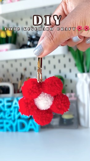 Diy Cute Wool Keychain🌺#shorts #viralshort #reuse #diy #handmade #crafting #trending