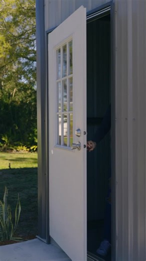 Fun fact: you can opt for upgrades to your metal building! Whether it’s upgraded doors, windows, or vertical sides, we can help make your metal building fit right into your dream design. Give us a call today to see how we can help! #metalbuilding #metalbuildings #steelwork #barn #barns #garage #garagegoals | Big Buildings Direct