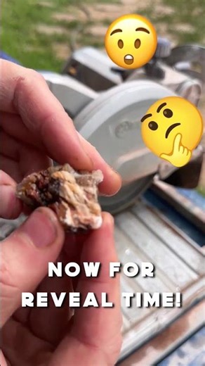 An Amazing Surprise! Cutting a Fire Agate