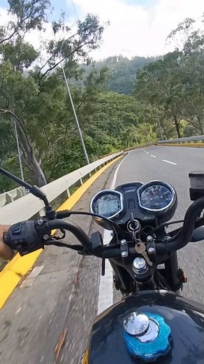 9.1K reactions · 183 shares | Esos que matan las SBR pensando que es una MT-09 #motos #pasionbiker #motoratonesdemarte | Daiverbutky | Facebook