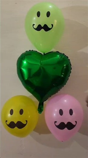 Green ballon popping 🎊 Relaxing sound #asmr #balloon # popp #satisfying