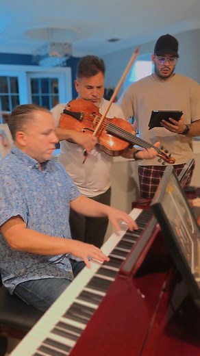 Rehearsals 🎄 @ameliaislandopera | THE LATIN DIVOS