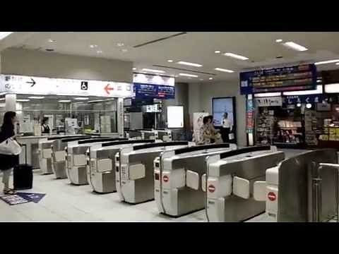 鹿児島中央駅改札、構内