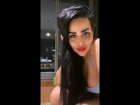 لایو مینا نامدار با دخترای با ممه های (سینه های) بسیار بزرگ