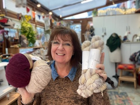 A trip Away, A Yarn Shop, Some Knitting and Sketching - Episode 40