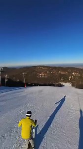 Fantasztikus SÍIDŐ! 🦜🌈☀️ EARLY BIRD 8:30-tól 🤍 az összes sílift és hóágyúzható sípálya NYITVA hétvégén ❄️ 3,4km! Részletes információ ❄️ Működő pályák:🔵 4, 4B, 5B, 6, 7, 8 és 🔴 3, 5 ⚫️🔴 FIS 1 ❄️ Működő liftek (8:30-20:00): Panorámalift H, B, C, D, E, F, G, V1, V2, R ❄️ Szolgáltatások: Hütte, Kölcsönző, Síiskola ✨ ESTI SÍELÉS: pénteken és szombaton 20h-ig! 🦜🌈☀️EARLY BIRD: szombat és vasárnap 8:30-tól (ilyenkor a Panorámalifttel indulunk)! ❄️ Az átlagos hóvastagság: 60-90 cm. 🇭🇺🏔822m --