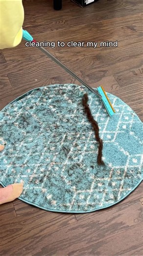 something about removing pet hair is calming 😌 #uprootclean #pethairremovalbroom #cleaninghacks #uprootxtra #pethairremover #asmrcleaning #amazonfinds #cleantok #allergyrelief #dogowners #petparents #petcare