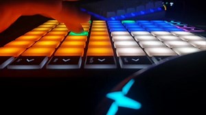 Electric Guitar Performance with Colorful Grid Controller