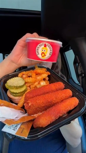 Spicy Mozzarella Stick Will Blow Your Mind 🤯🔥 | Dave’s Hot Chicken ASMR #daveshotchickenuk #mukbang