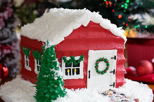 5.8M views · 18K shares | You’re going to LOVE this festive (&delicious) Santa House Cake! It’s beyond flavorful, filled with dark morello cherries and topped with coconut flakes, all products from ALDI USA! RECIPE: https://iambaker.net/santa-house-cake/ | I am baker | Facebook