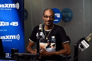 Snoop Dogg Says “F**k You” To Kanye West For His Endorsement Of Donald Trump