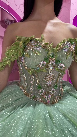 Tinkerbell Quinceañera Theme Ideas & Inspirations