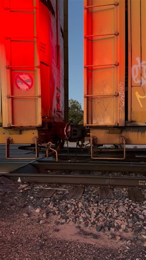 13K views · 6K reactions | Slack in train couplers is a crucial component for trains, do you know why? •••• #bnsf #train #trains #trainsofinstagram #trains_worldwide #trainspotting #trainspotter #railway #railfan #railroad #photography #lubbock #texas | TBB'S TRAINS | Facebook
