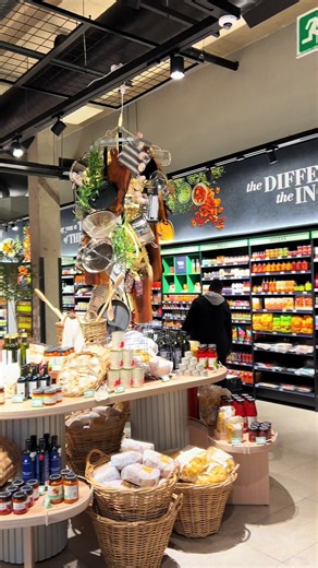 Woolies Sandton Gate: Gorgeous New Branch & Must-Try Foods