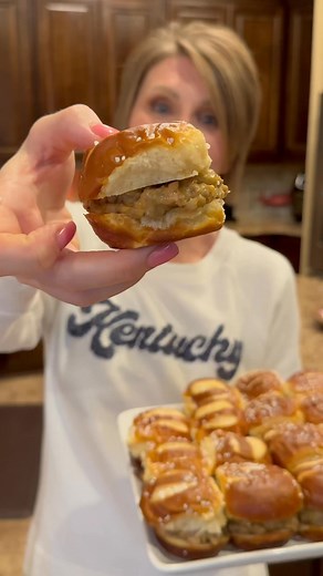 😁🏈Hanky Panky Recipe🏈😁 RECIPE 👉🏻 https://www.dinnerin321.com/hanky-panky-sliders/ | Dinner in 321