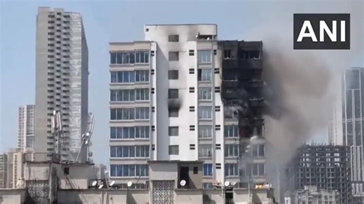 मुंबई: जोगेश्वरी वेस्ट में JMS बिजनेस सेंटर में लगी भीषण आग, हादसे में कोई हताहत नहीं