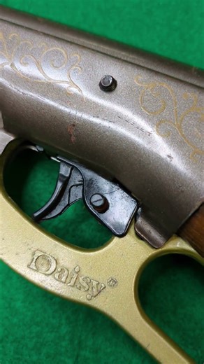 15 seconds with an early Daisy Model 499A with 1st gen plastic safety trigger. Neat-O!
