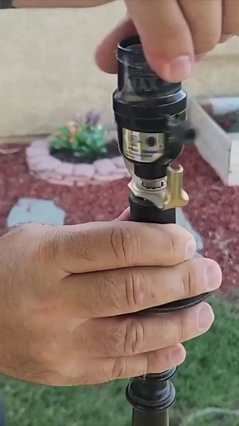 The GENIUS new way homeowners are using Home depot garden baskets on their walkways!