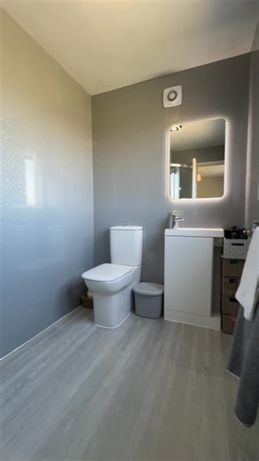 7.5K views · 17 reactions | ✨ For Sale – Offers Over £270,000 ✨  Lon...