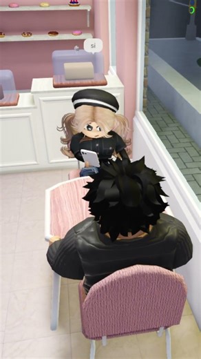 Esta chica se distrajo en algo simple... #blockblast