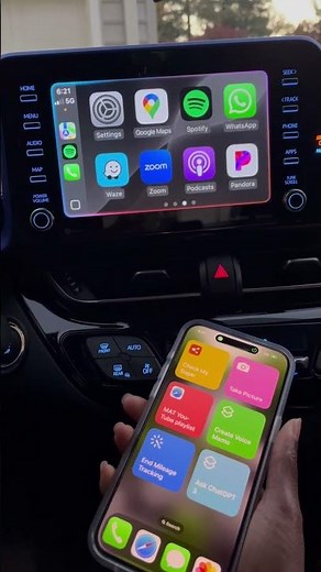 New Siri animation on Apple CarPlay | iOS 18