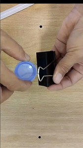 DIY Bottle Cap Glue Holder #diy #crafts #creative