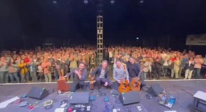 16K views · 222 reactions | 40 FINGERS on Reels | Facebook