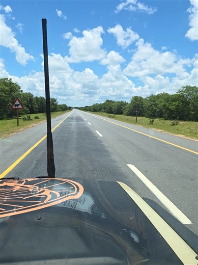 Welcome in Zimbabwe. Both borders under 90 minutes. #zimbabwe #transafricatours #bushgear #trans_africa_tours #trans_africa_bush_gear