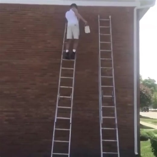 What NOT to do at work 🤯☠️ We Love Tools | Total Tools